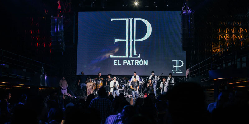 El Patron, Patrón, Antro, Banda, Bar, Música, en vivo, tragos, botellas, ambiente, baile, bailar, tequila, mujeres, banda, antros, buchonas, corridos, Norteño, cerveza, celebración, cumpleaños, antros